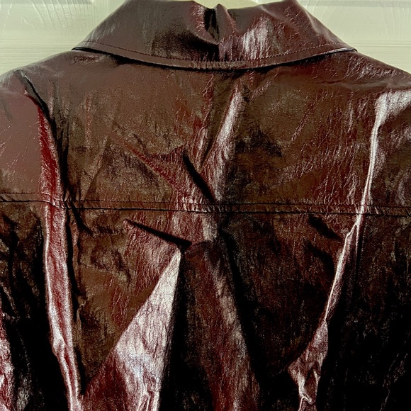 Commense Faux Leather Zipper Short Polo Jacket - Picture 14 of 15